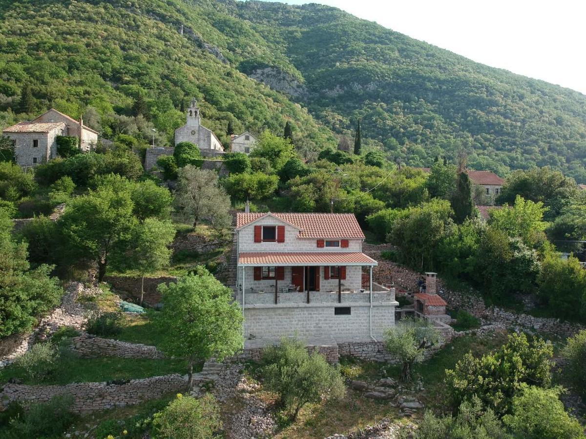 Casa Di Lukovic II Villa Tivat Exterior photo